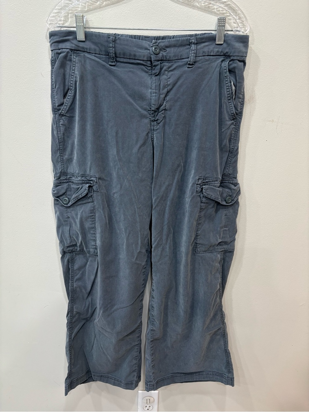 American Eagle Mid Rise Baggy Wide Leg Cargo Pants Women’s Size 10 Regular